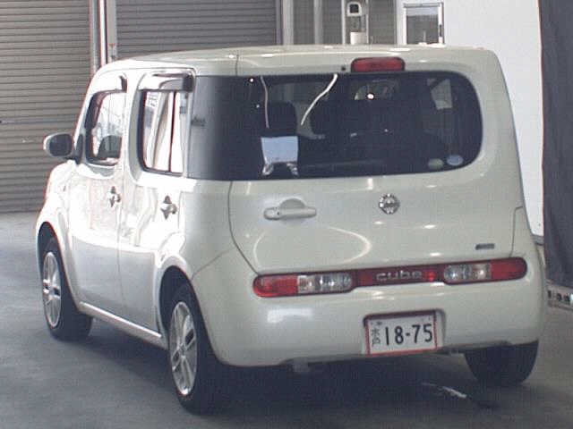 NISSAN CUBE