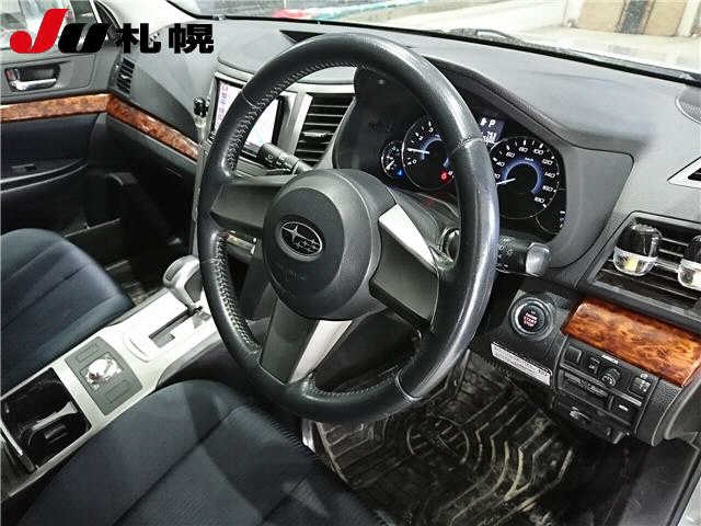 SUBARU LEGACY
