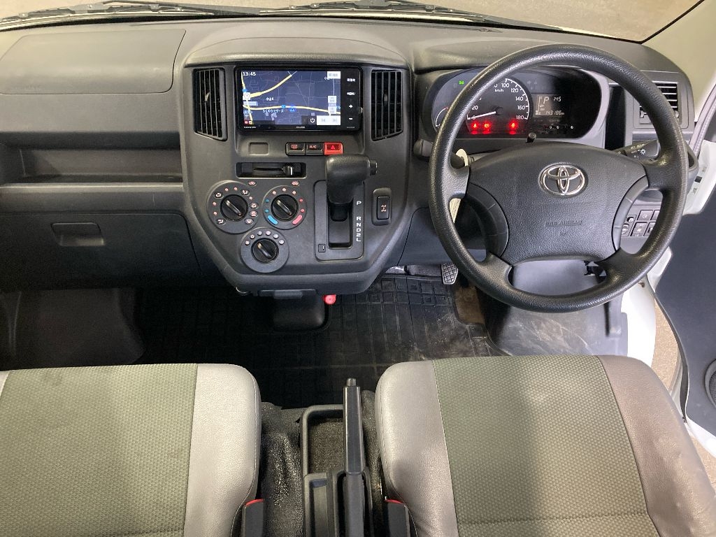 TOYOTA TOWN ACE