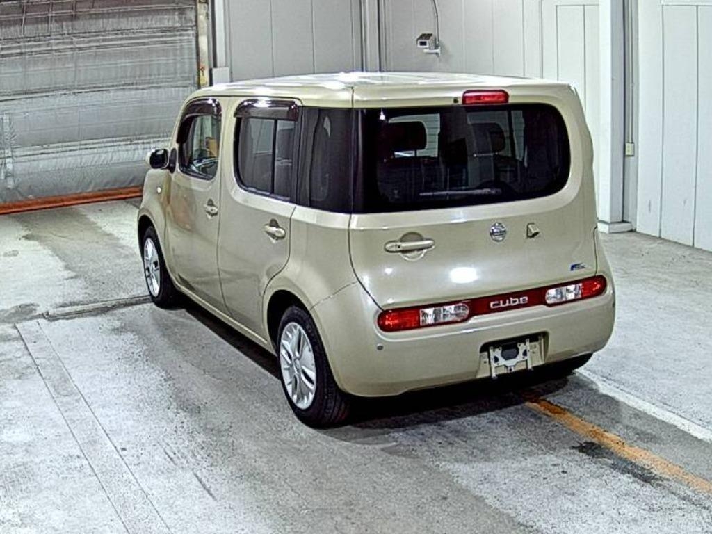 NISSAN CUBE