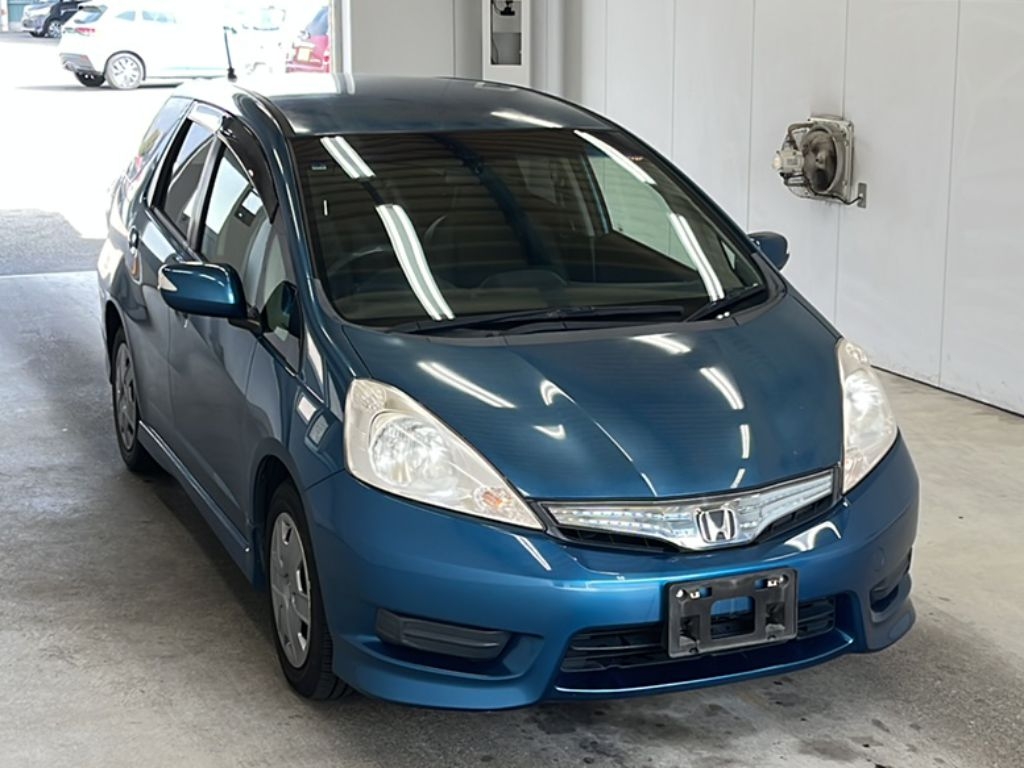 HONDA FIT SHUTTLE