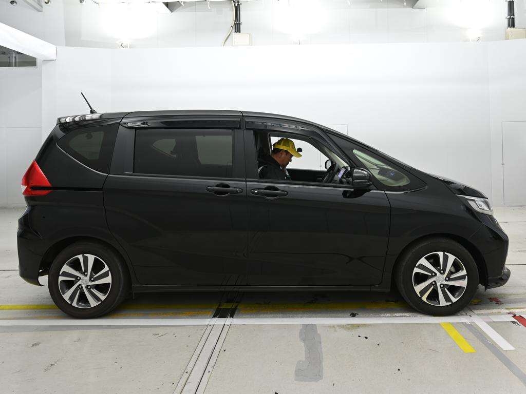 HONDA FREED+