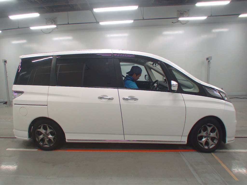 MAZDA BIANTE