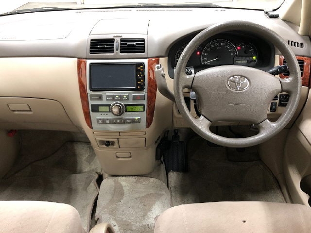 TOYOTA IPSUM