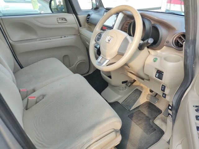 HONDA N-BOX+