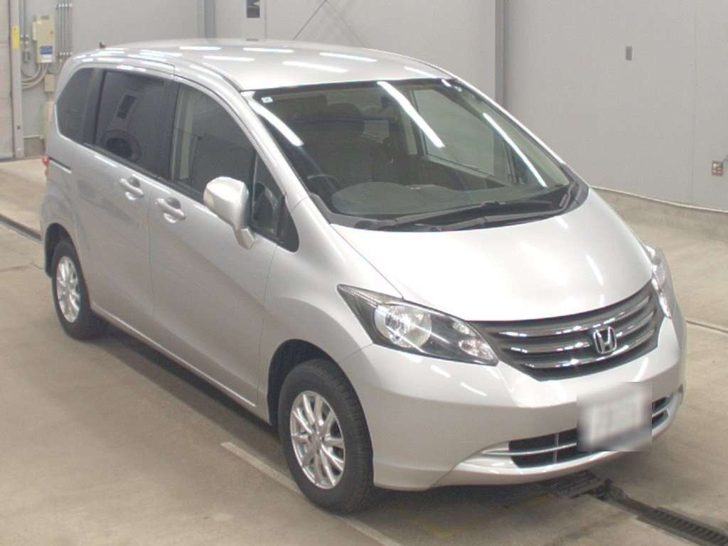 HONDA FREED