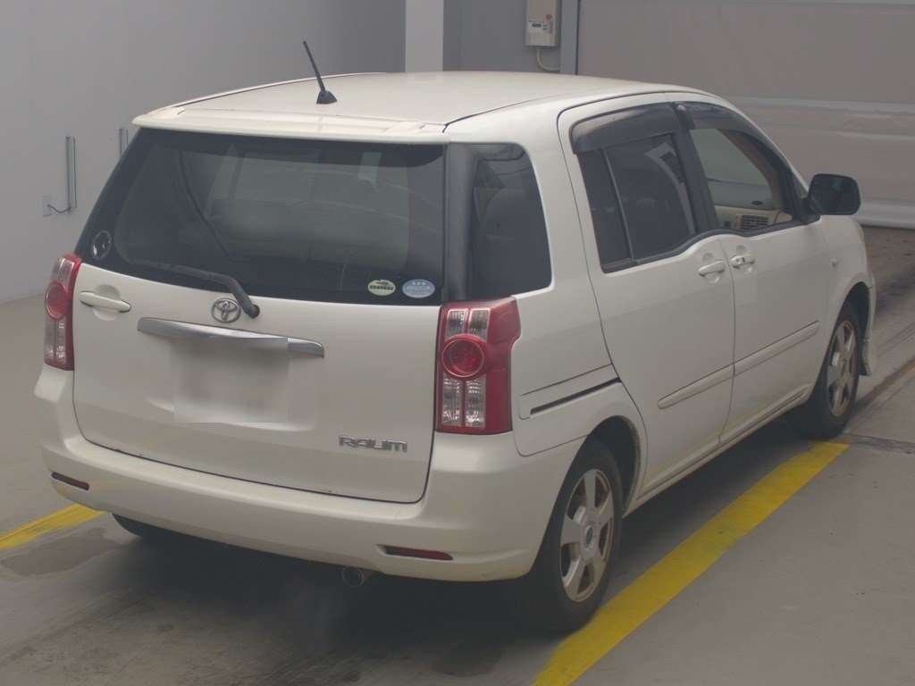 TOYOTA RAUM