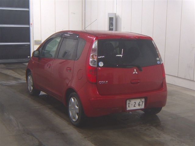 MITSUBISHI COLT