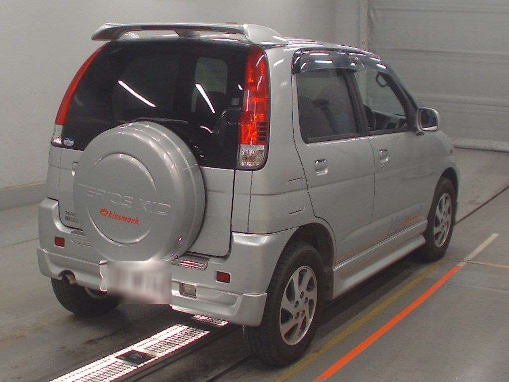 DAIHATSU TERIOS KID