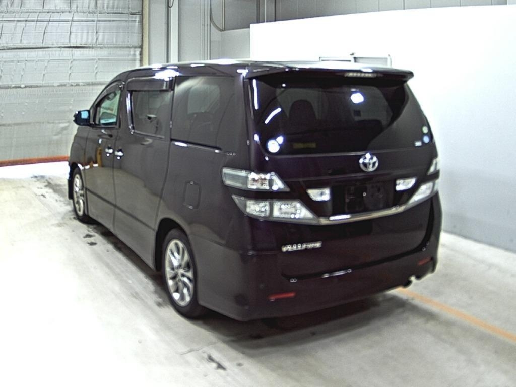TOYOTA VELLFIRE