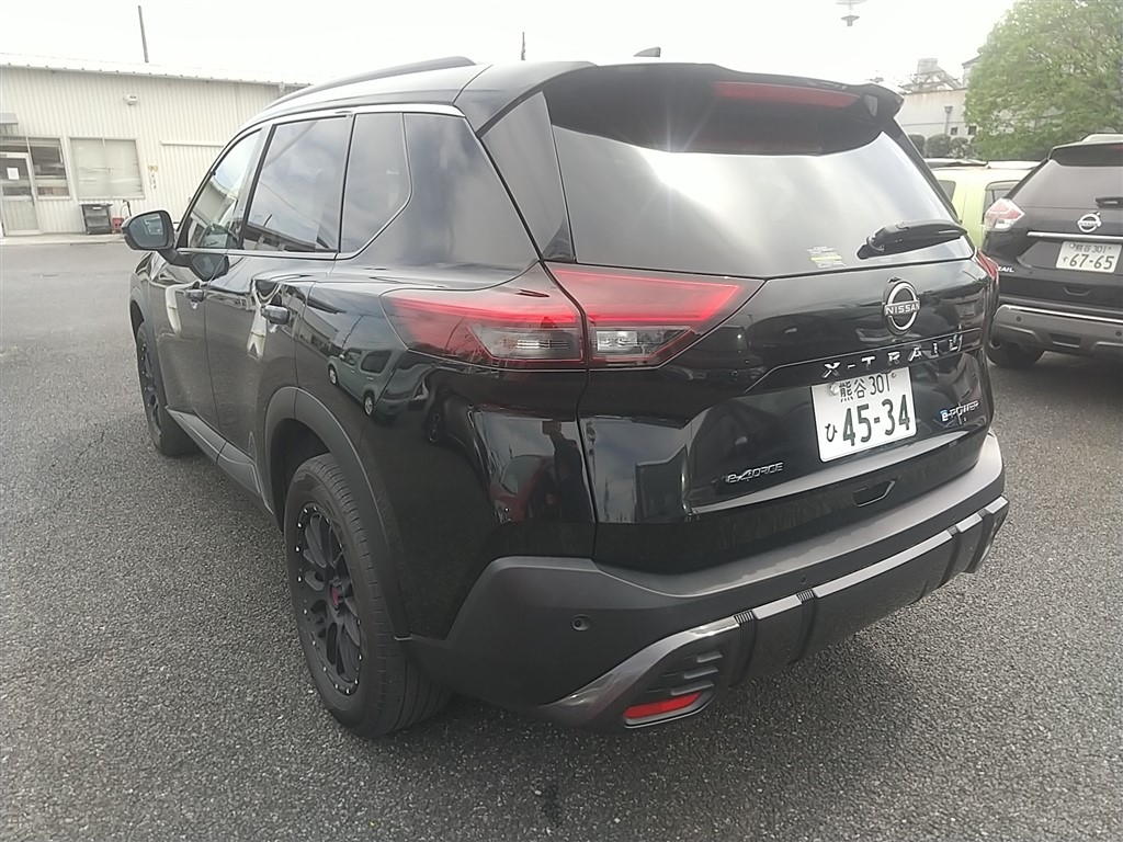 NISSAN X-TRAIL