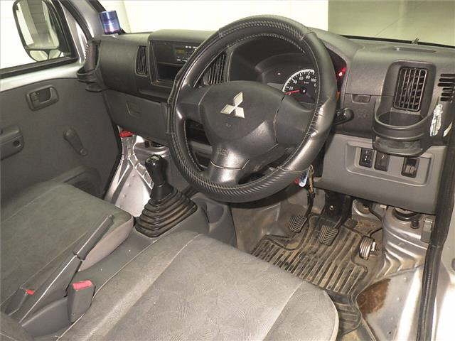 MITSUBISHI MINICAB