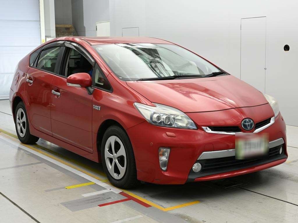 TOYOTA PRIUS PHV