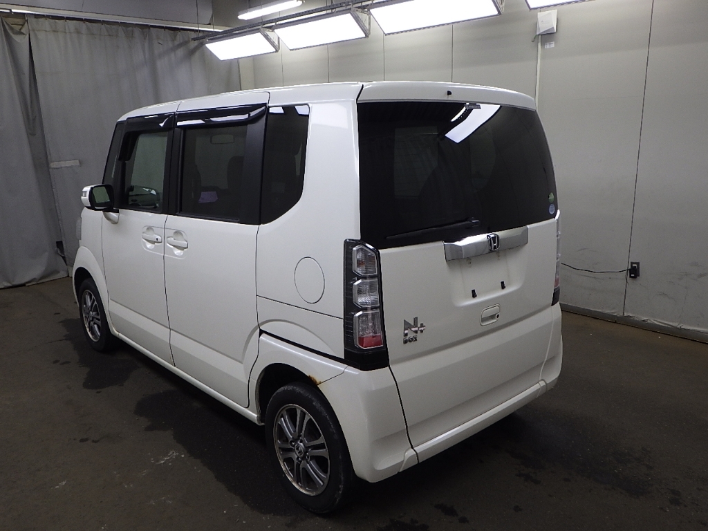HONDA N-BOX+