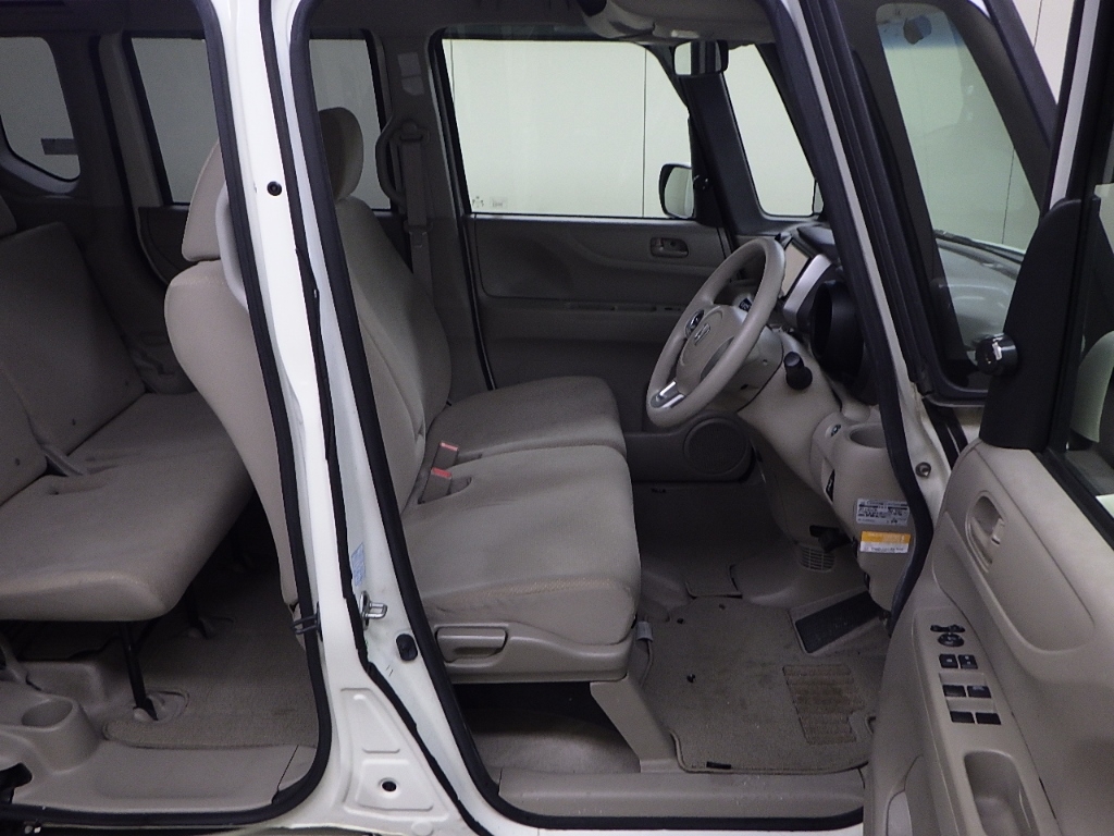 HONDA N-BOX+