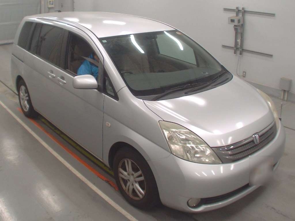 TOYOTA ISIS
