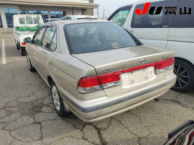 NISSAN SUNNY