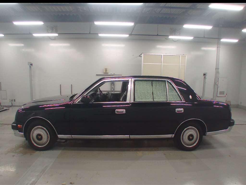 TOYOTA CENTURY