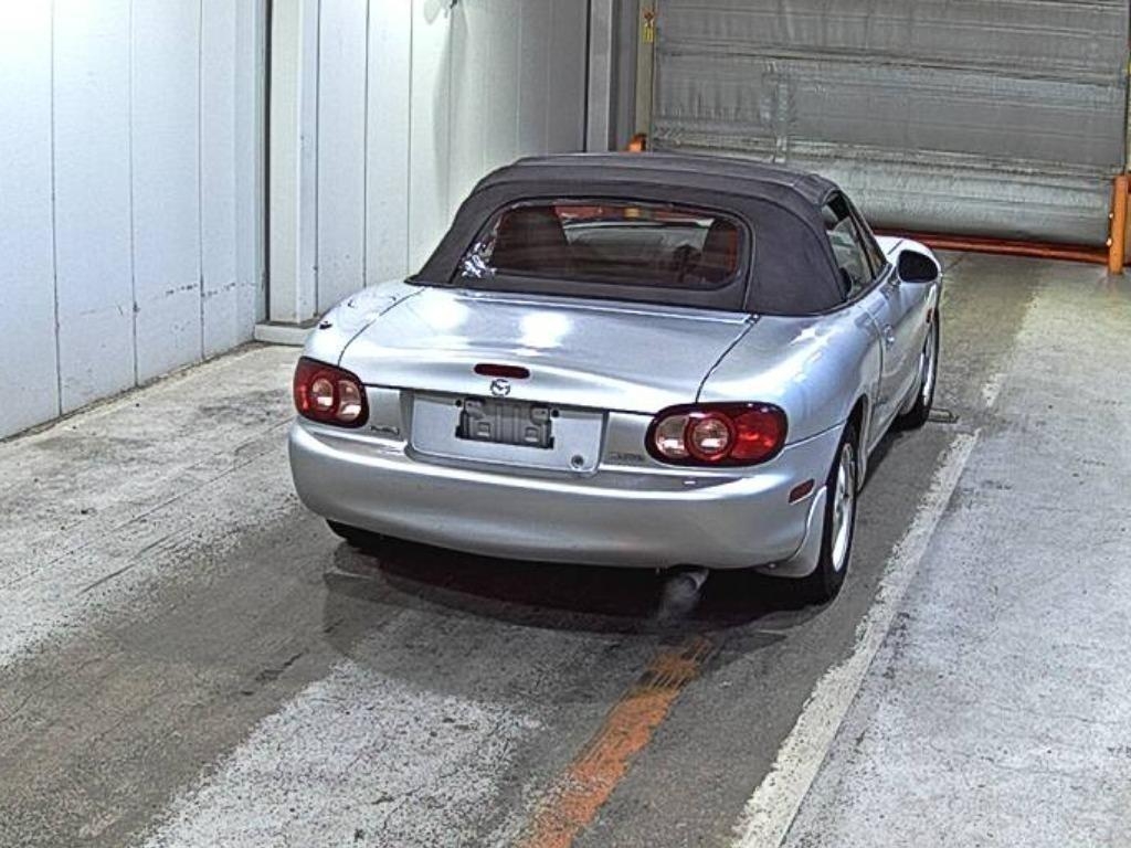 MAZDA ROADSTER