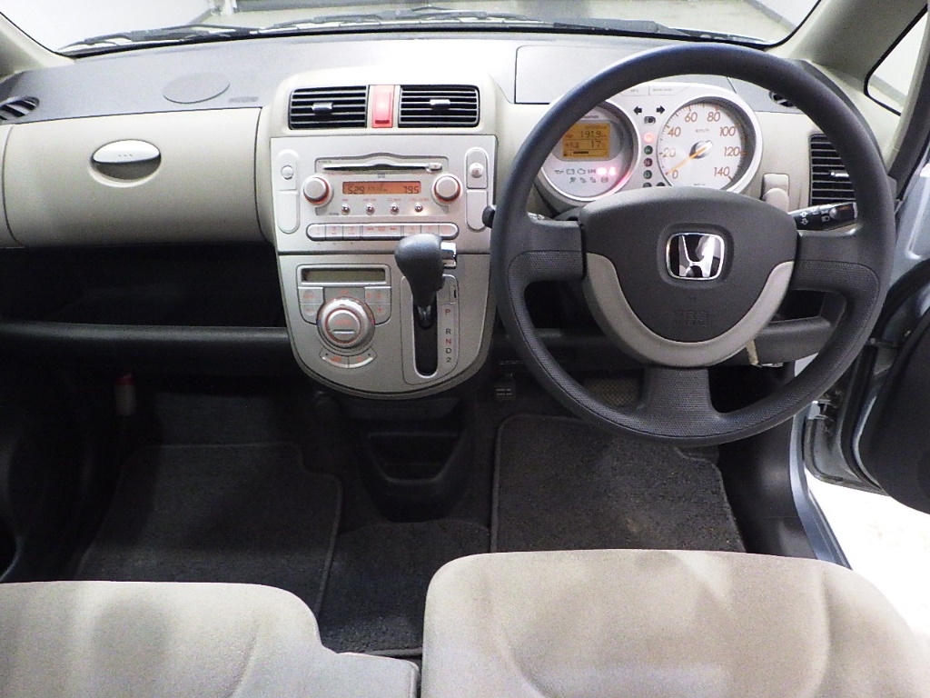 HONDA LIFE