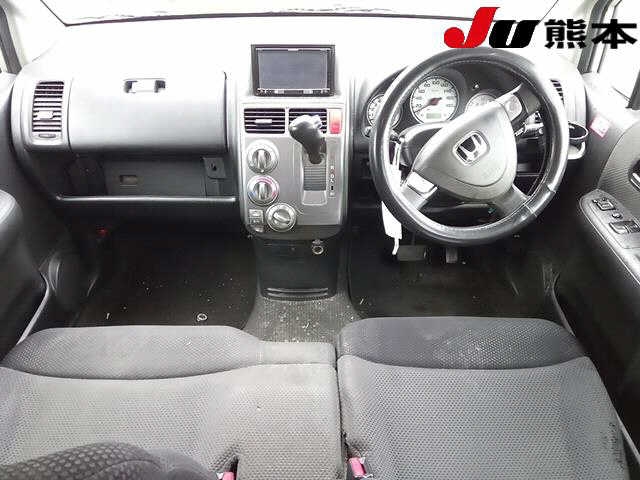 HONDA MOBILIO SPIKE