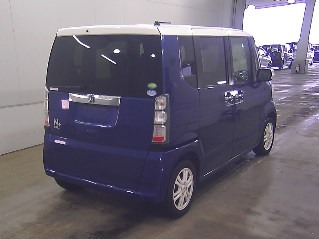 HONDA N-BOX+
