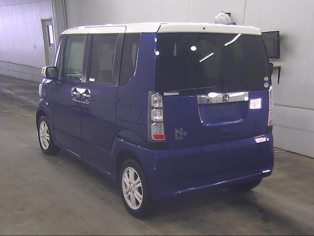 HONDA N-BOX+