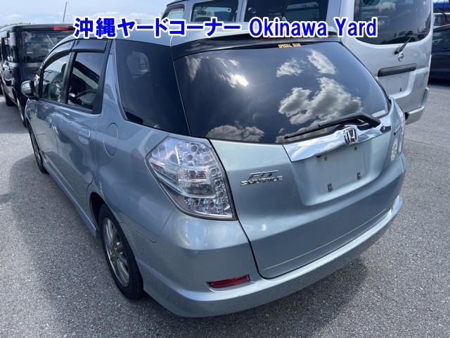 HONDA FIT SHUTTLE