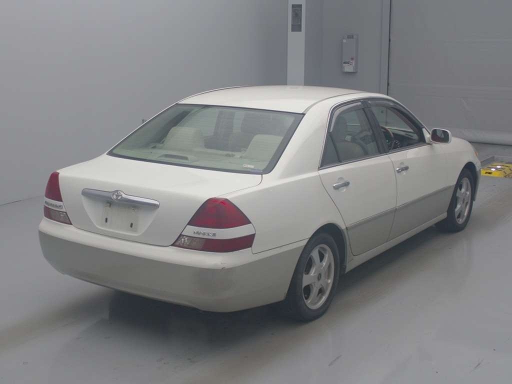 TOYOTA MARK II