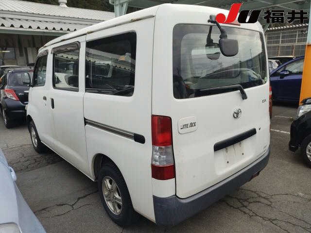 TOYOTA LITE ACE