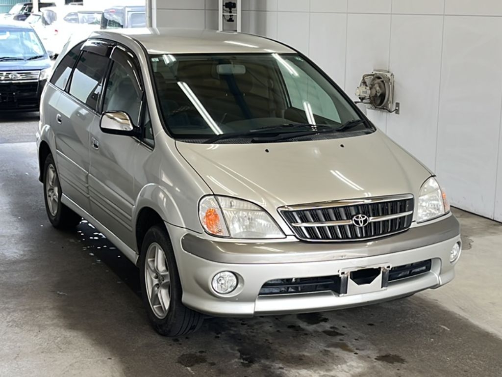 TOYOTA NADIA