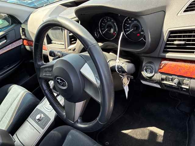 SUBARU OUTBACK