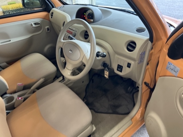 DAIHATSU ESSE