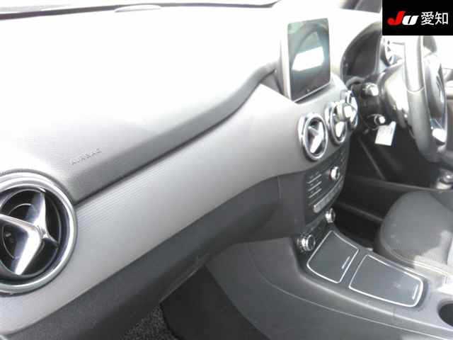 MERCEDES-BENZ B-CLASS