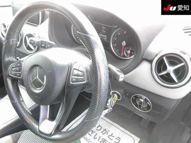 MERCEDES-BENZ B-CLASS