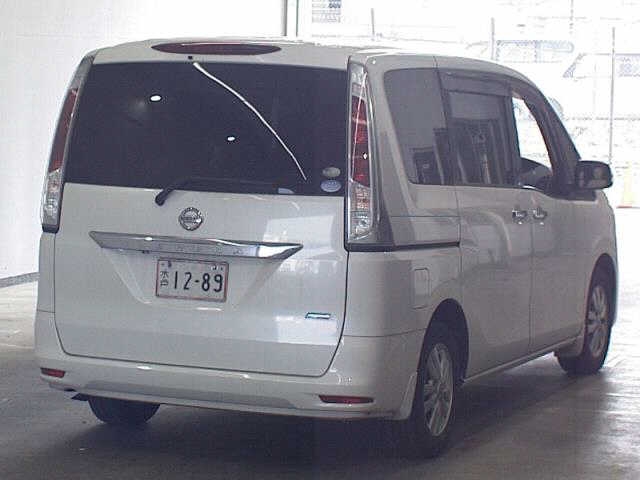 NISSAN SERENA
