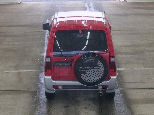 MITSUBISHI PAJERO MINI