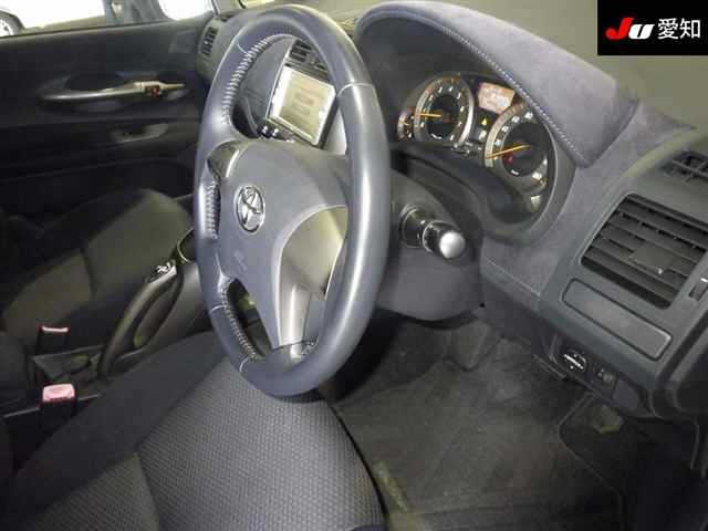 TOYOTA BLADE