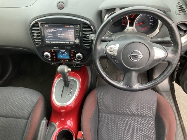 NISSAN JUKE