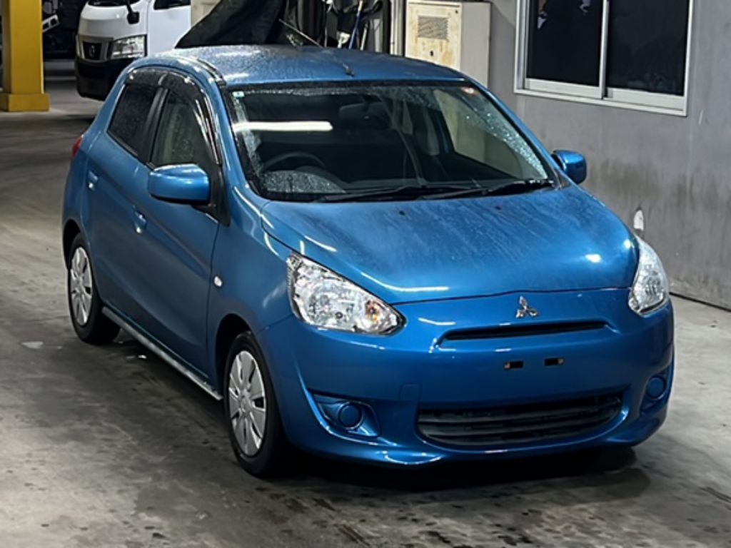 MITSUBISHI MIRAGE