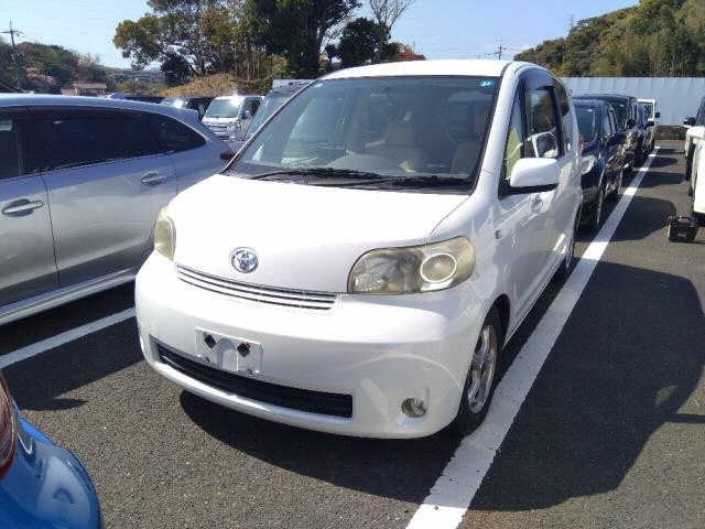 TOYOTA PORTE