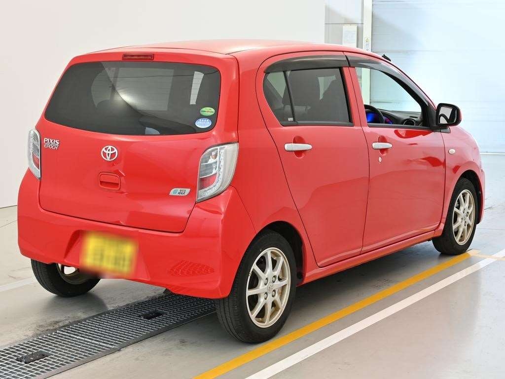 TOYOTA PIXIS EPOCH