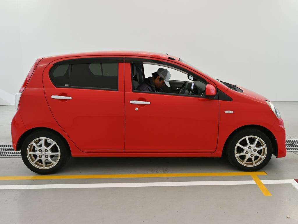 TOYOTA PIXIS EPOCH