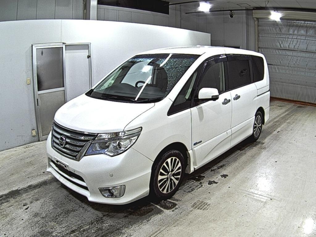 NISSAN SERENA