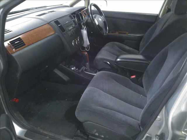 NISSAN TIIDA LATIO