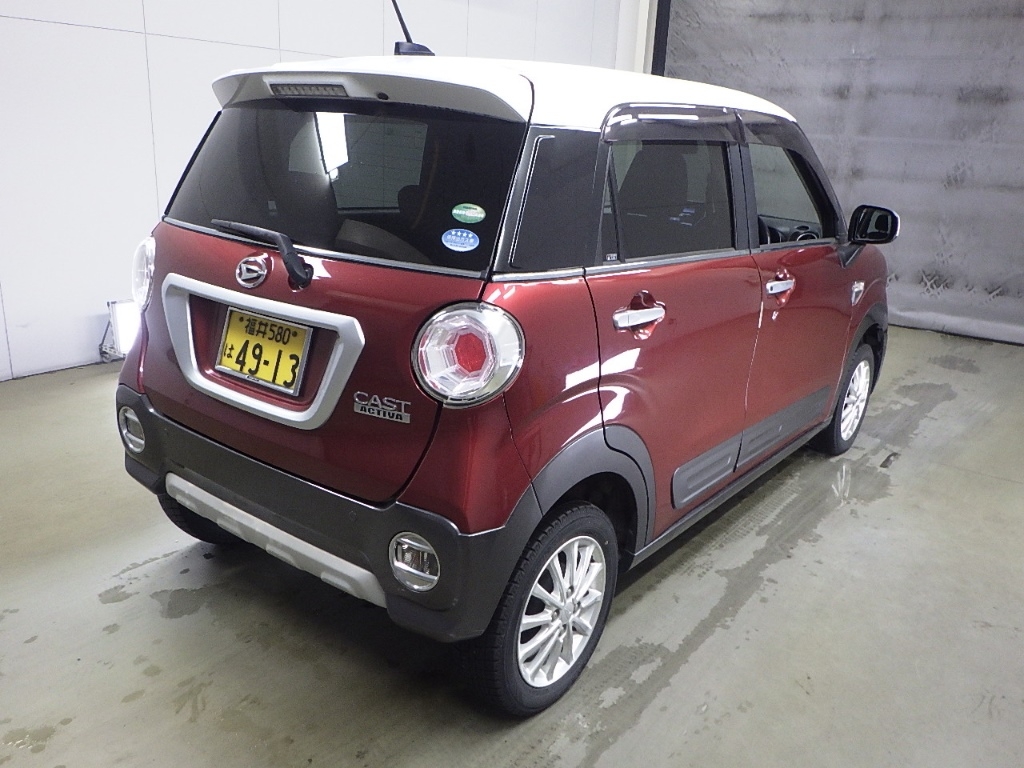 DAIHATSU CAST