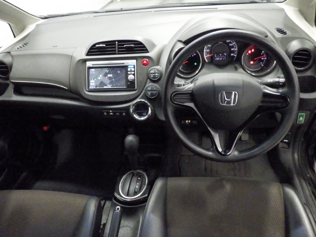 HONDA FIT SHUTTLE