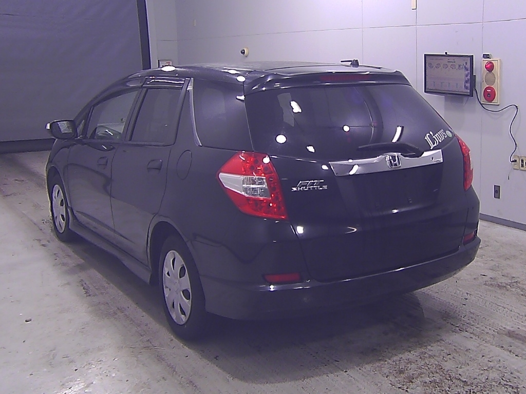 HONDA FIT SHUTTLE