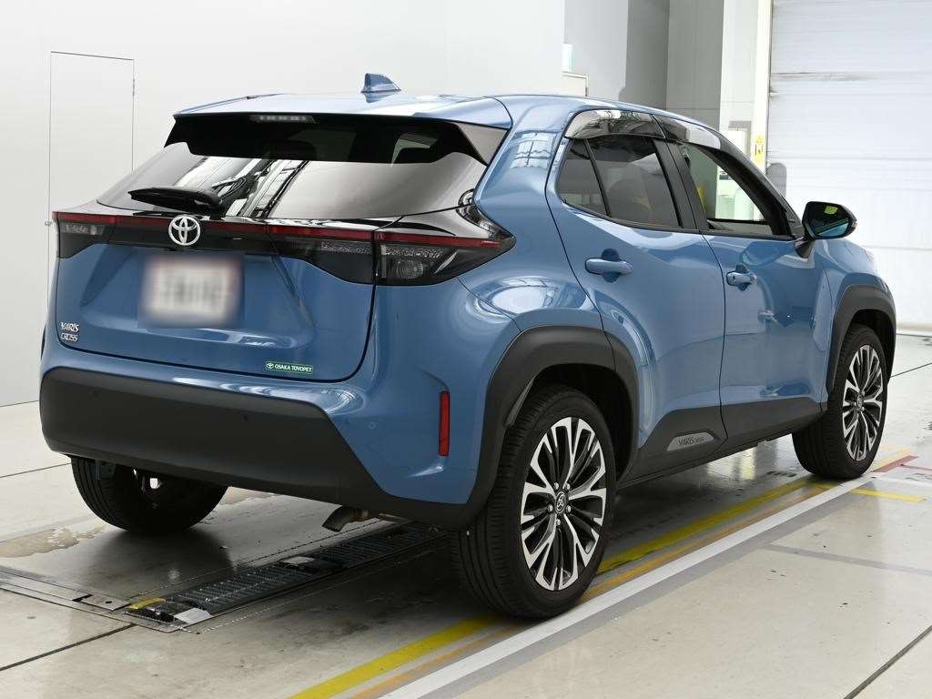 TOYOTA YARIS CROSS