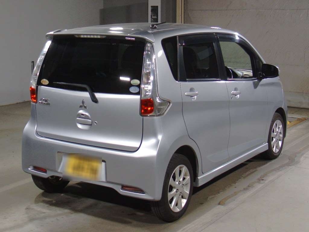 MITSUBISHI EK CUSTOM